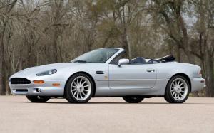 Aston Martin DB7 Volante 1997 года